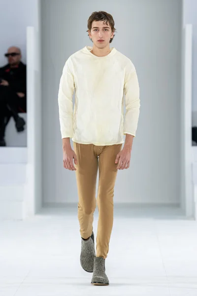 Look 41